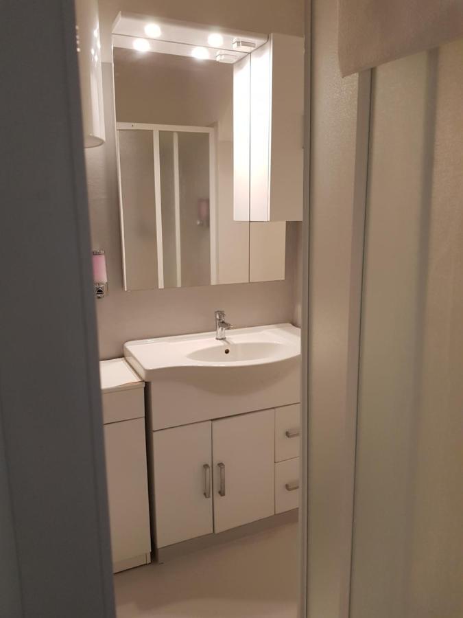 La Perla Lägenhet Parma Exteriör bild
