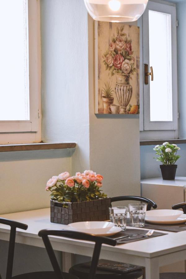 La Perla Lägenhet Parma Exteriör bild