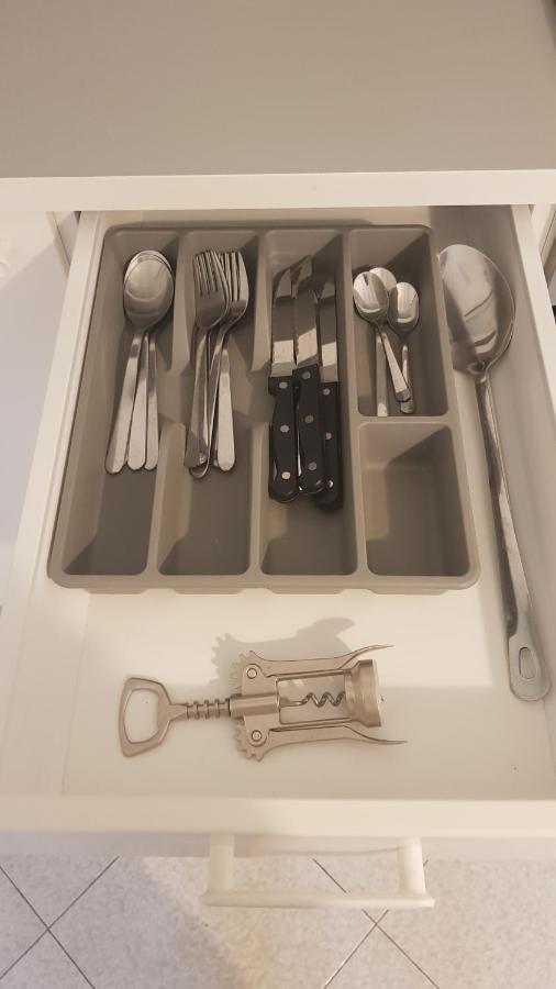 La Perla Lägenhet Parma Exteriör bild